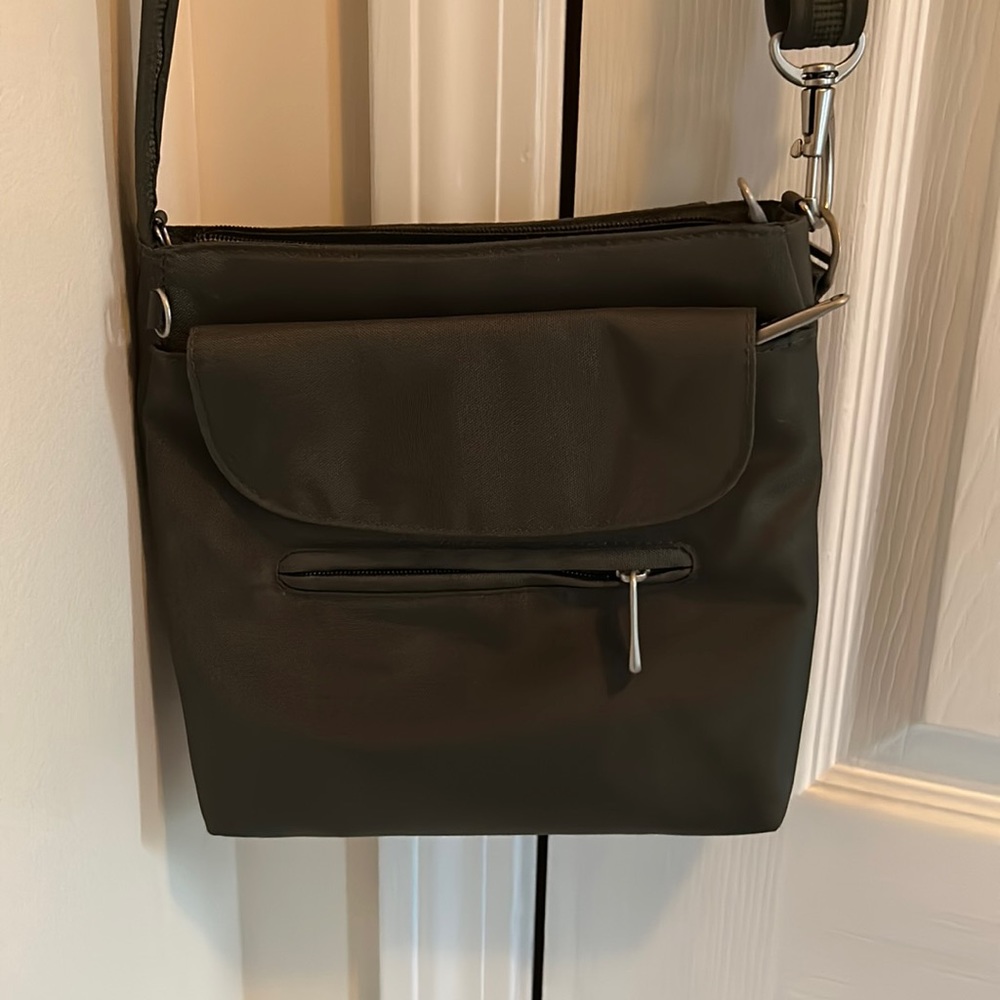 Travelon cross body bag